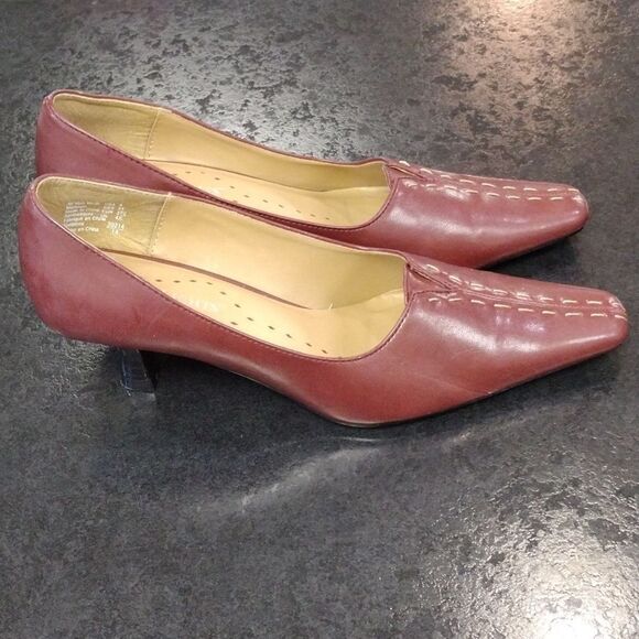 Highlights shoes - Picture 2 of 5